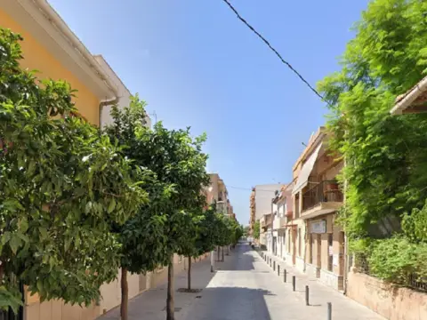Garaje en calle de Colón, 43